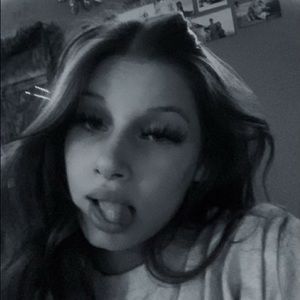 Meet your Posher, Savannah